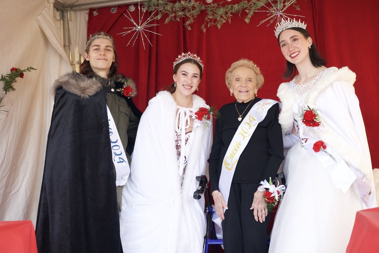 Submit your Royal Court nominations today! Whether a Prince, Princess, Queen or King... we can't wait to see who you thinks embodies the spirit of our festival! Submit your nominations here: clevelandkurentovanje.com/royal-court-no…