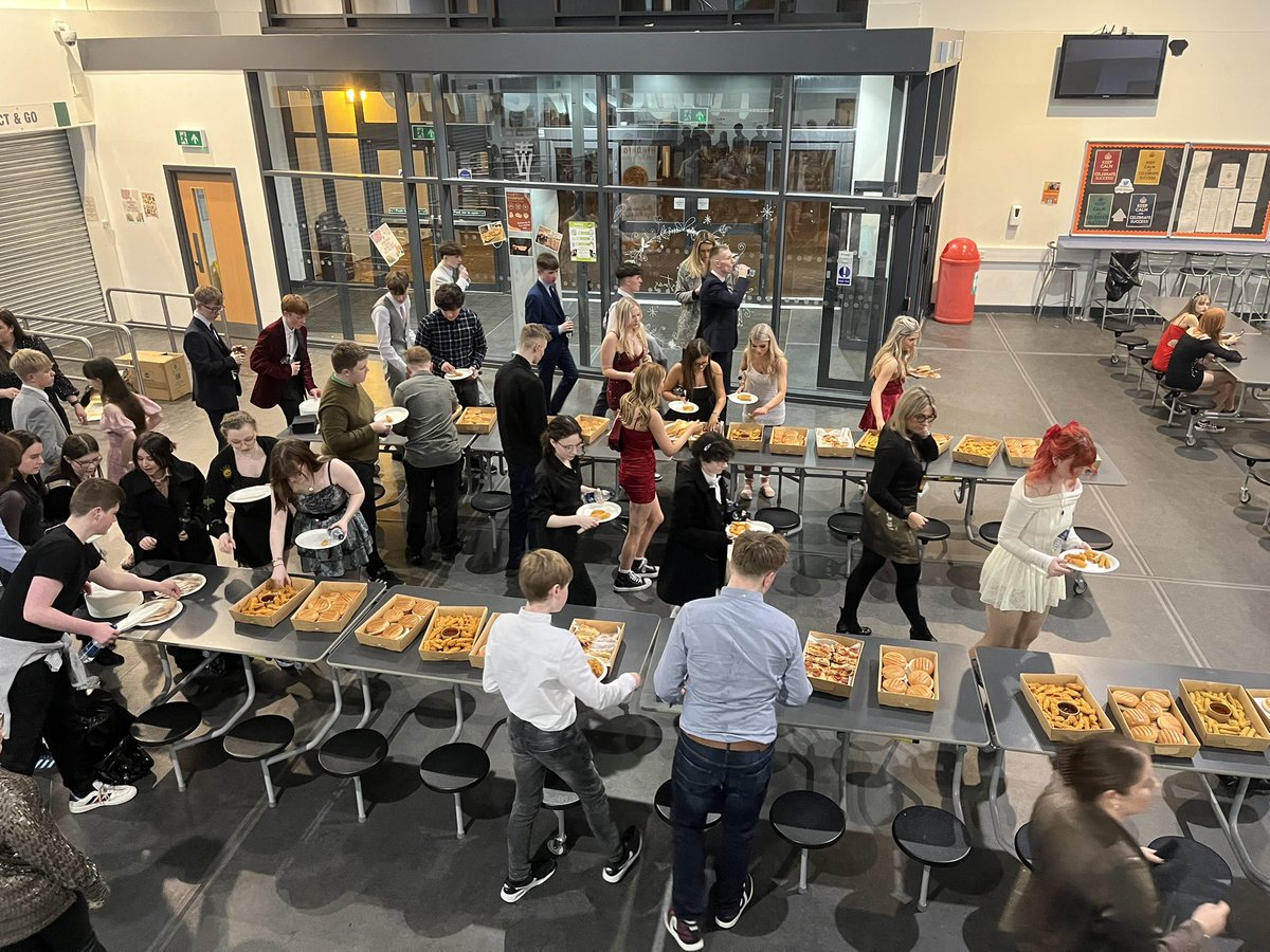 Falkirk High School (@falkirkhigh) on Twitter photo You canβt beat an <a href="/FalkirkHigh/">Falkirk High School</a> Christmas Dance. Pupils showing off their fantastic dancing skills honed in <a href="/FHSPhysicalEd/">FHSPhysicalEducation</a> over the last few weeks. Buffet time now and a chance to refuel before the disco dancing kicks off ππΌ πΊ#weareFHS #Article31 You canβt beat an <a href="/FalkirkHigh/">Falkirk High School</a> Christmas Dance. Pupils showing off their fantastic dancing skills honed in <a href="/FHSPhysicalEd/">FHSPhysicalEducation</a> over the last few weeks. Buffet time now and a chance to refuel before the disco dancing kicks off ππΌ πΊ#weareFHS #Article31