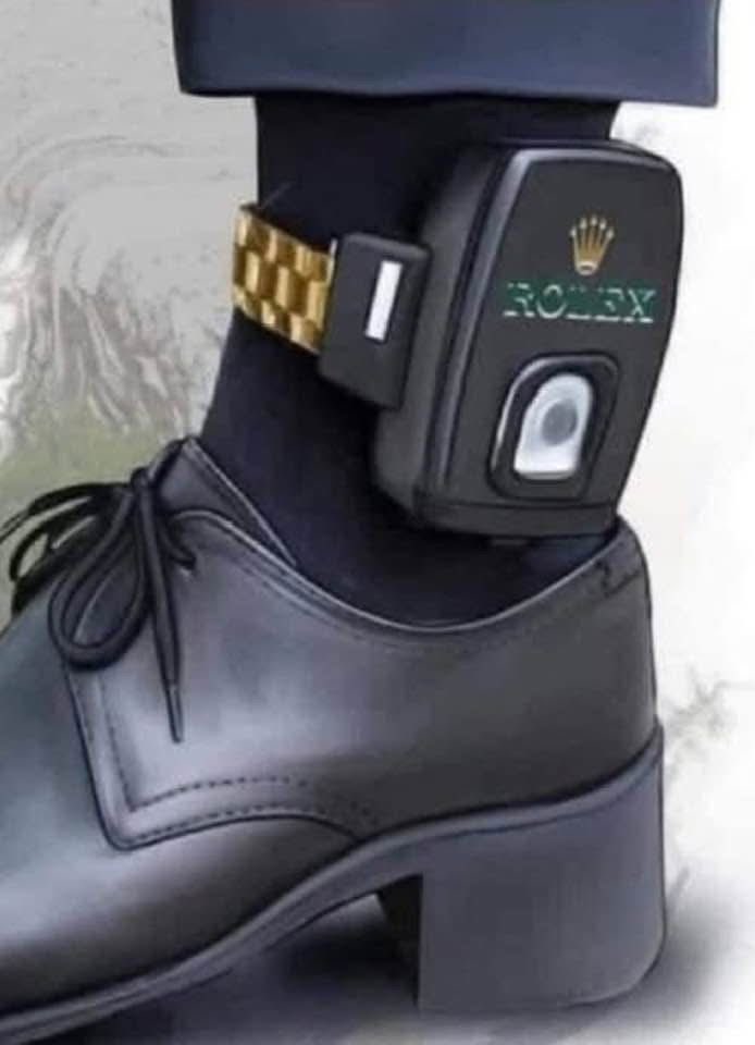 Vous en avez assez, hein? Vous en avez assez d'cette bande de racailles. On va vous en débarrasser…

youtu.be/PBzfCR3FPu4?si…