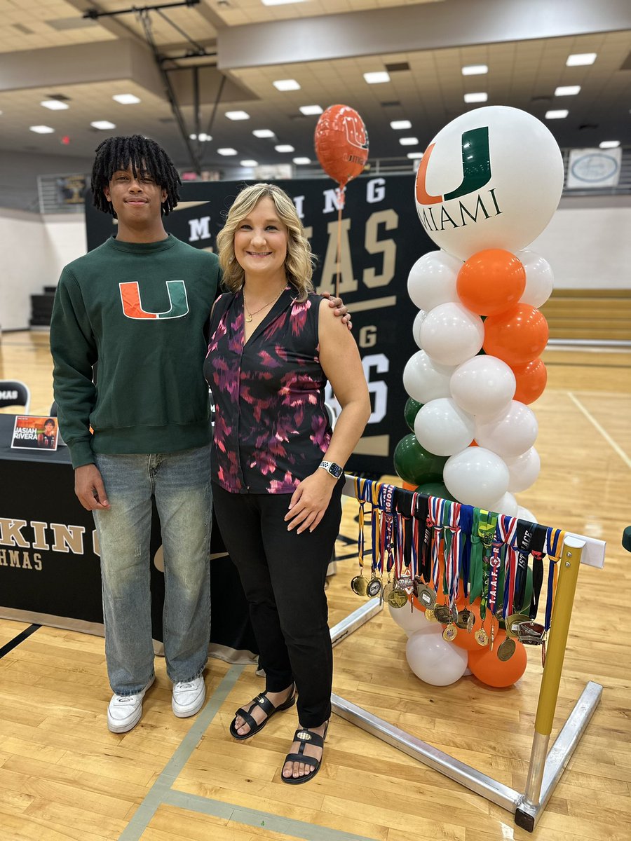 Larissa Liska tweet media