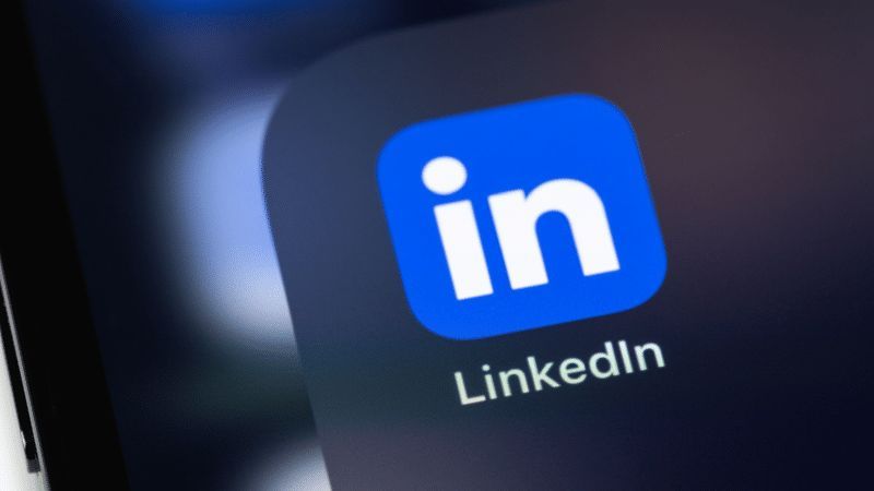Cultivative (@cultivativeppc) on Twitter photo LinkedIn is experimenting with a new feature that allows individual users to pay for increased post visibility, expanding beyond existing business page boost options. Learn more from Anu Adegbola (<a href="/TheMarketingAnu/">Anu Adegbola aka PPC Live founder 🎙️🗣️</a>) via <a href="/sengineland/">Search Engine Land</a>>> buff.ly/3BulLUx LinkedIn is experimenting with a new feature that allows individual users to pay for increased post visibility, expanding beyond existing business page boost options. Learn more from Anu Adegbola (<a href="/TheMarketingAnu/">Anu Adegbola aka PPC Live founder 🎙️🗣️</a>) via <a href="/sengineland/">Search Engine Land</a>>> buff.ly/3BulLUx
