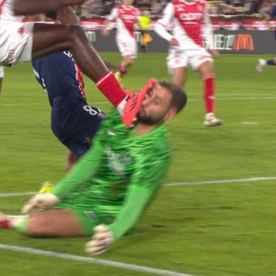 Jean-Luc Lemoine tweet media