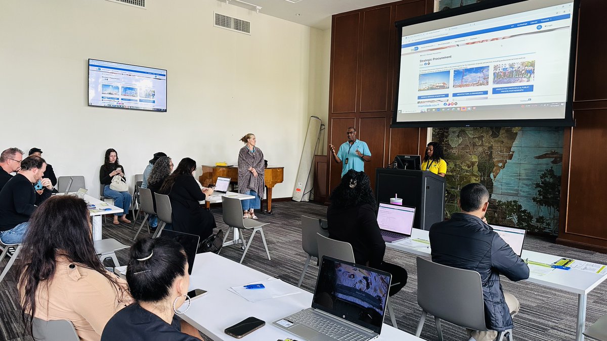 mdcspd's tweet image. On 12/13/24, SPD hosted a Vendor Registration Bootcamp at the Coral Gables Branch Library. SPD staff assisted approximately 19 local businesses to register as County vendors. For future sessions, visit: miamidade.gov/VendorBootcamp #miamidade