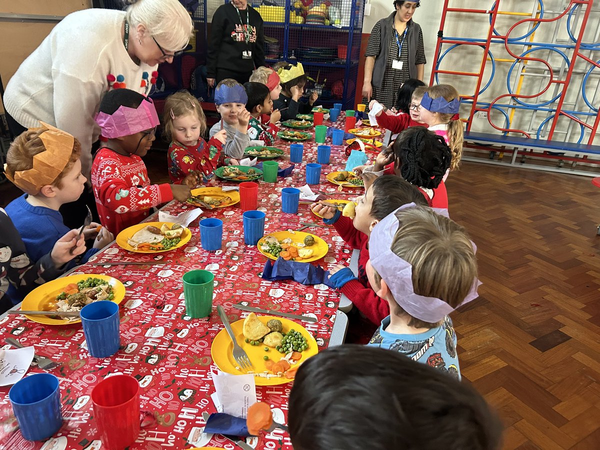 What a delicious Christmas dinner we had today! 
There was such a festive feeling in the hall at lunch time with everyone pulling crackers, telling jokes and wearing crowns 🎄