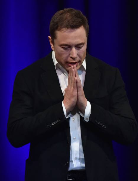 DimaZeniuk's tweet photo. “Threat to democracy? 

Nope, threat to BUREAUCRACY!!!”

— Elon Musk https://t.co/fJ4AhFSosE