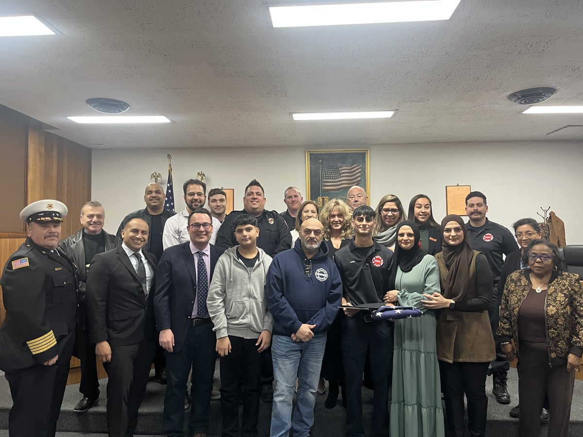 It was an honor to join the Village of Summit to recognize the Summit Fire Department and the Summit Firefighter of the Year, Ahmad Odeh, Firefighter/EMT-B, for their dedicated public service. I had the pleasure to present them with flags flown over the Illinois Capitol.