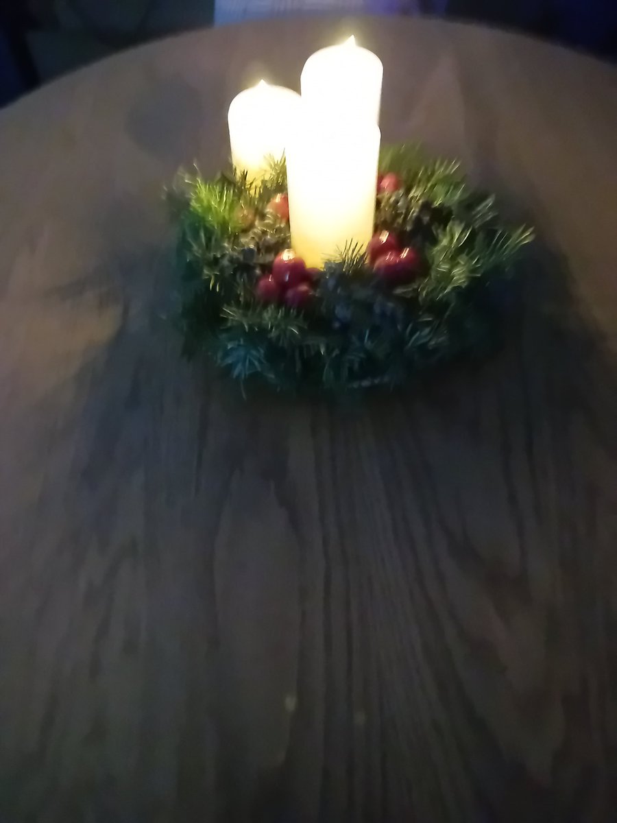 TheLengthsman's tweet photo. Christmas table centre piece complete with LED flickering candles !
#Threecandles https://t.co/3bqLSzHsnK