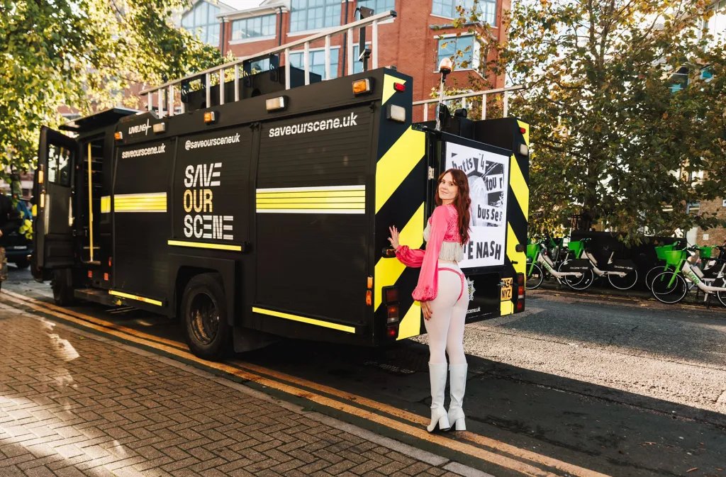 Kate Nash has nearly a million monthly listeners on Spotify — but in today's live music economy, that's not enough. 

"I can tour the world. But I cannot make a profit from those tours. I’m in the red. I’m losing money. What the fuck is up with that?" 

🔗rollingstone.com/music/music-fe…