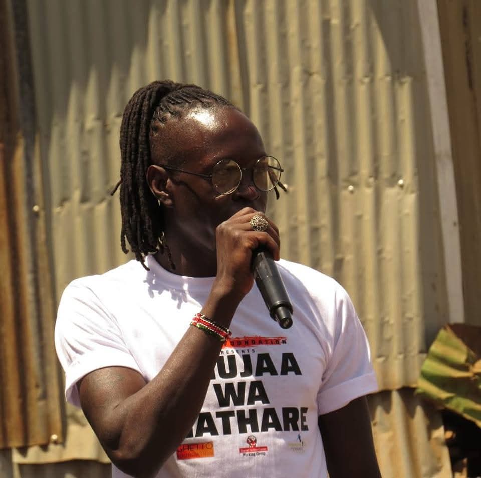 UhaiWetu's tweet photo. 🚨 ALERT: Comrade Lichuma from Mathare has been arbitrarily arrested &amp; allegedly assaulted. He's illegally detained at Jon Saga Police station, needing urgent medical attention.
We demand his immediate release &amp; justice! ✊🏿
#FreeLichuma #EndPoliceBrutality https://t.co/tYZABzJyV9