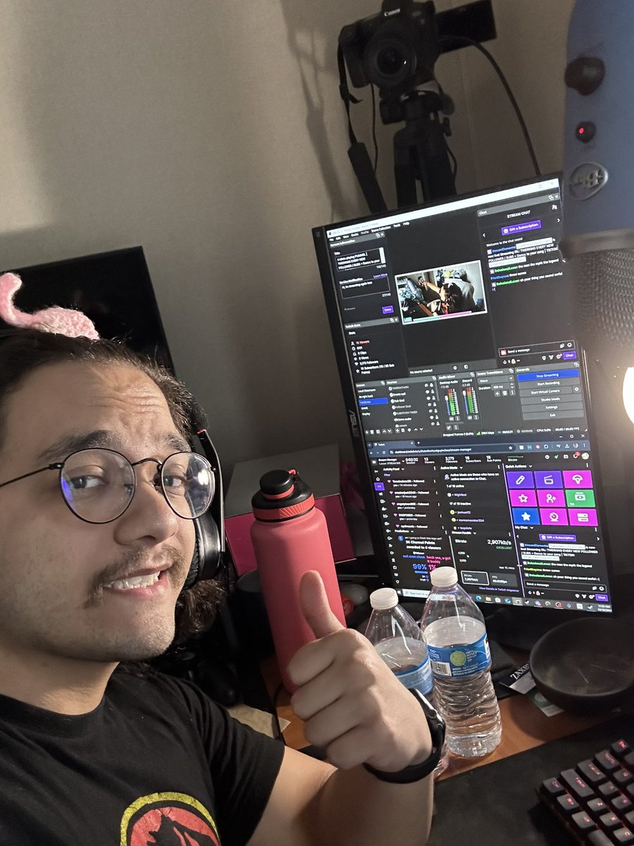 theotherloudguy's tweet photo. LIVE ON TWITCH! VERY SICK! TWERKING FOR EVERY NEW FOLLOWER!! https://t.co/ypvEonbZYs https://t.co/BhGwNb3JOA