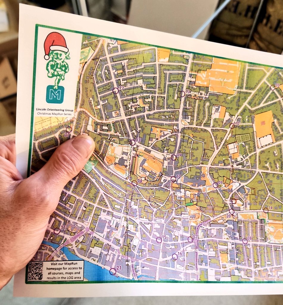 unicarval's tweet photo. I plan festive Christmas #MapRun events for @OrienteeringLOG (and anyone else who wants to walk or run it!) in historical Lincoln. 60 minutes to chose a route and visit all the controls. This year's theme is collecting the post for Santa. Have a go!
Visit https://t.co/xd7GuiRESk https://t.co/qaMKlF9DqL