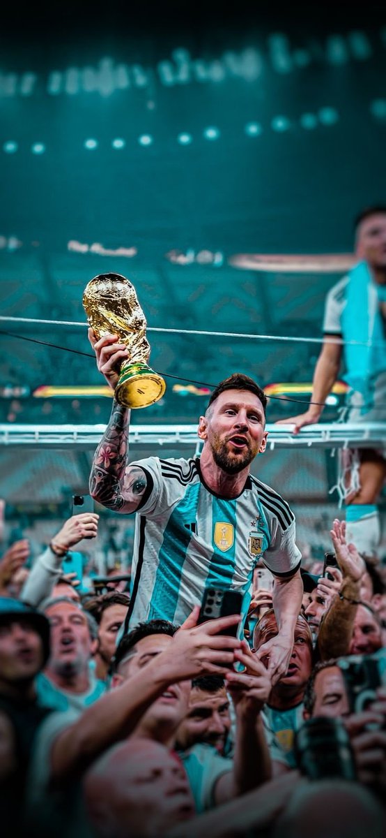 Cruyff___14's tweet photo. التتويج 👑 https://t.co/E3KvobdSBk