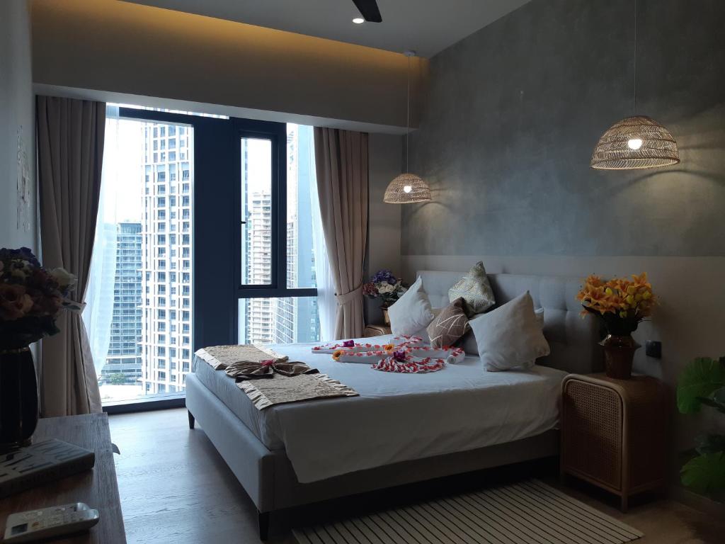 Reverietours's tweet photo. Are you planning a family holiday to Malaysia?
KLCC Star Suites by BBA is the perfect spot
Call us on 0745777226/ 0728090016
To book. https://t.co/Pftajv00c0