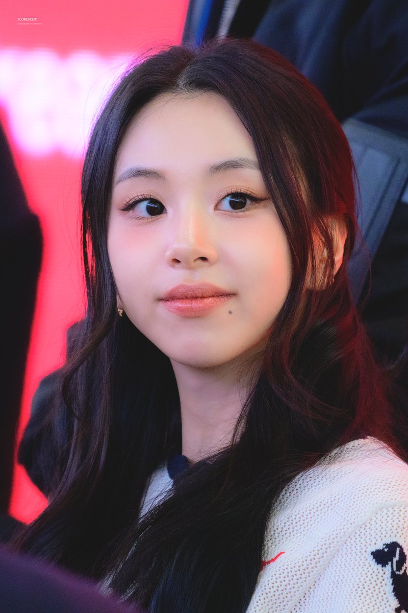 FLORESCENT_CY's tweet photo. 241215 하남

#트와이스 #TWICE #채영 #chaeyoung #チェヨン https://t.co/hgI0xZXVTa