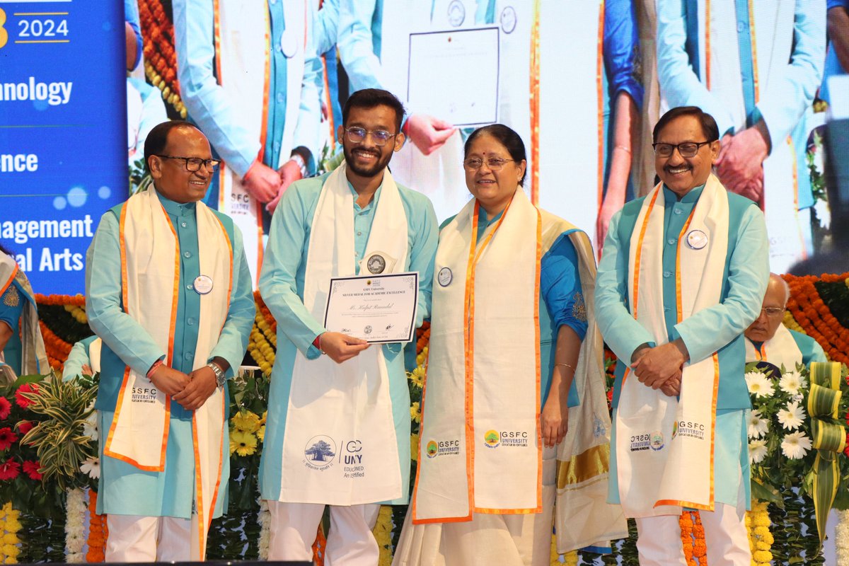 GSFCUniversity's tweet photo. We celebrated our 6th Convocation Ceremony on December 18, 2024, awarding degrees to 432 graduates from the Schools of Technology, School of Science and School of Management Studies & Liberal Arts. Impressively, 10 out of 12 Gold Medalists were female students.
#6thConvocation https://t.co/ASGo170d8w