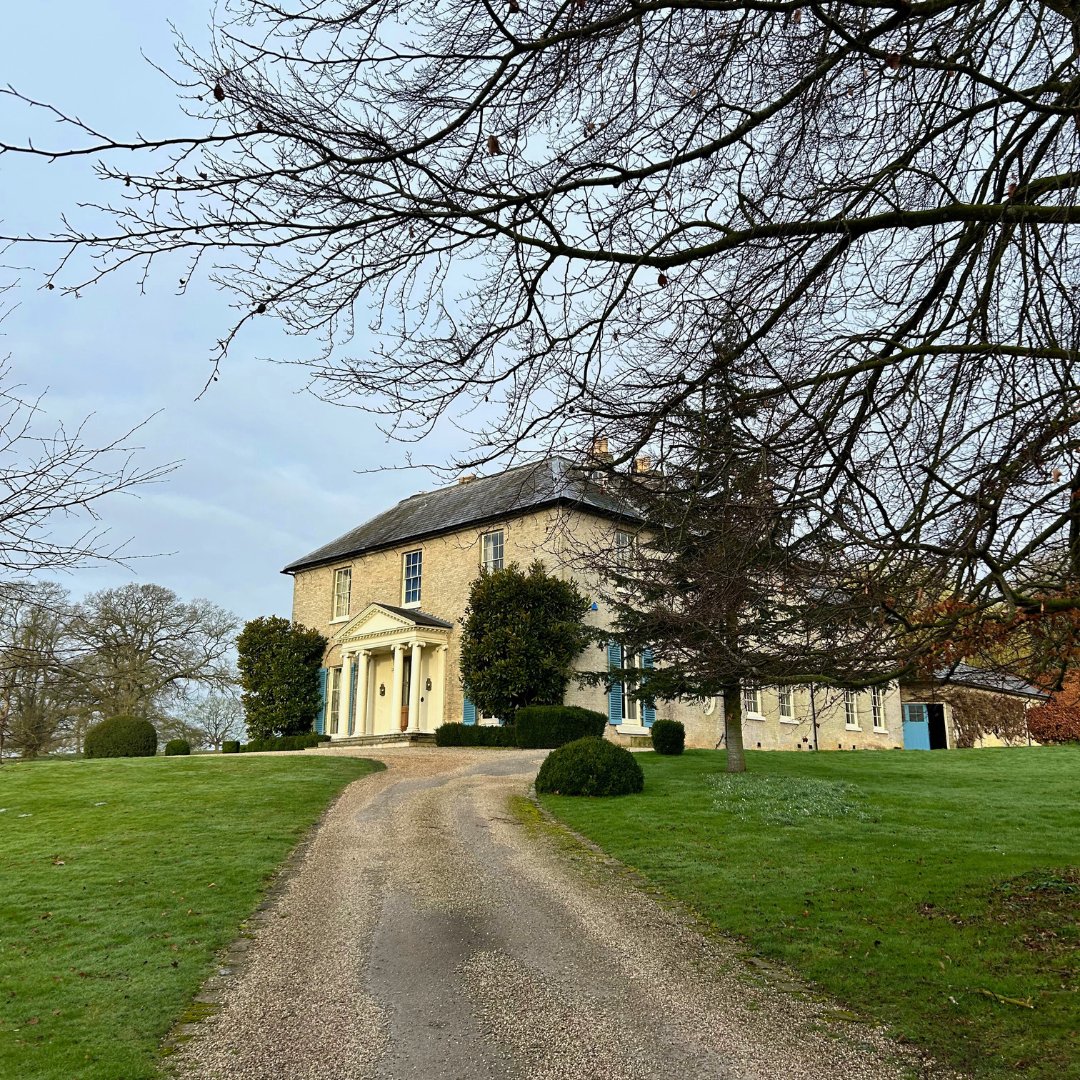 Landmark Engagement Team (@landmarkengage1) on Twitter photo We're pleased to share the latest Futures beneficiaries 🤩 Heading off on a free @landmarktrust study stay soon include:
💡<a href="/HistoryAtSoton/">University of Southampton History Department</a>
💡<a href="/CLER_QUB/">Centre for Language Education Research at Queen's</a>
💡<a href="/HeriotWattBSL/">SIGNS@HWU (aka Heriot-Watt BSL team)</a>
💡<a href="/OU_EEE/">OU: Environment, Earth & Ecosystem Sciences</a>
💡<a href="/OxfordPhysics/">Department of Physics at University of Oxford</a>
Read the full list and find out more: bit.ly/3RyeyVf
#LandmarkFutures We're pleased to share the latest Futures beneficiaries 🤩 Heading off on a free @landmarktrust study stay soon include:
💡<a href="/HistoryAtSoton/">University of Southampton History Department</a>
💡<a href="/CLER_QUB/">Centre for Language Education Research at Queen's</a>
💡<a href="/HeriotWattBSL/">SIGNS@HWU (aka Heriot-Watt BSL team)</a>
💡<a href="/OU_EEE/">OU: Environment, Earth & Ecosystem Sciences</a>
💡<a href="/OxfordPhysics/">Department of Physics at University of Oxford</a>
Read the full list and find out more: bit.ly/3RyeyVf
#LandmarkFutures