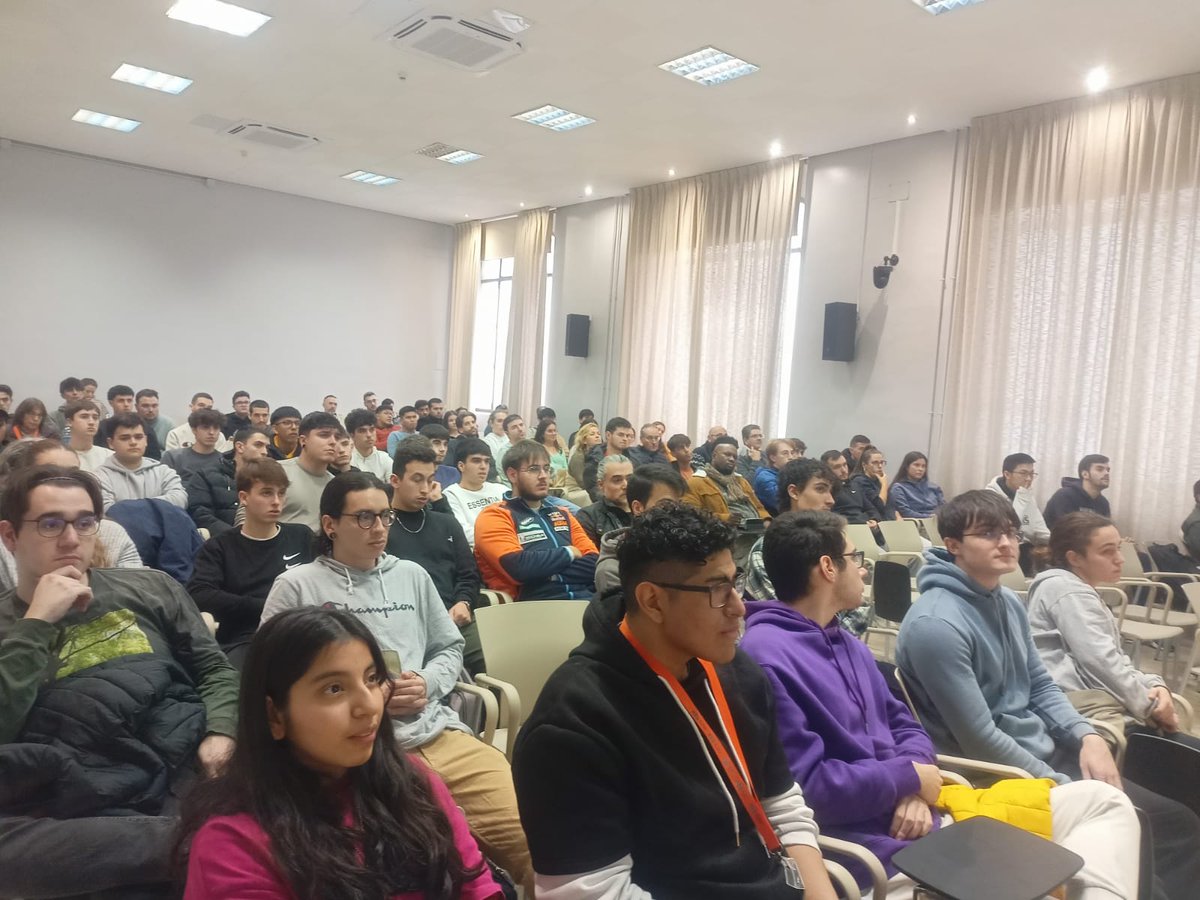 FPValencia's tweet photo. 💬 Jornades de Formació i Orientació Laboral

🔹 "Mecanitzat sectorial a Espanya", a càrrec de Raúl Crespo (Mitsubishi materials)

#Formació #FP #Xarrades #Educació #OrientacióLaboral #FuturProfessional #València #Mitshubishimaterials https://t.co/3jsJF1chZz