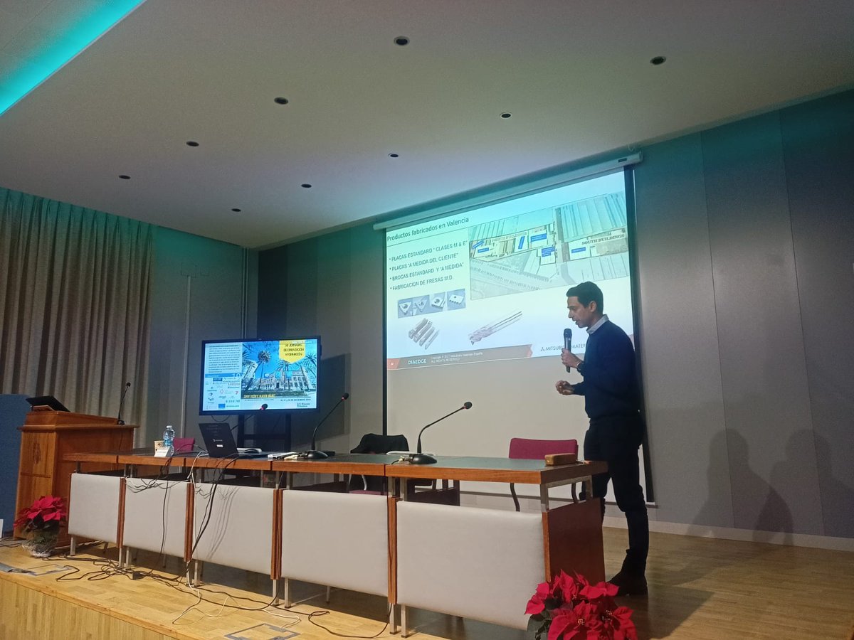 💬 Jornades de Formació i Orientació Laboral

🔹 "Mecanitzat sectorial a Espanya", a càrrec de Raúl Crespo (Mitsubishi materials)

#Formació #FP #Xarrades #Educació #OrientacióLaboral #FuturProfessional #València #Mitshubishimaterials