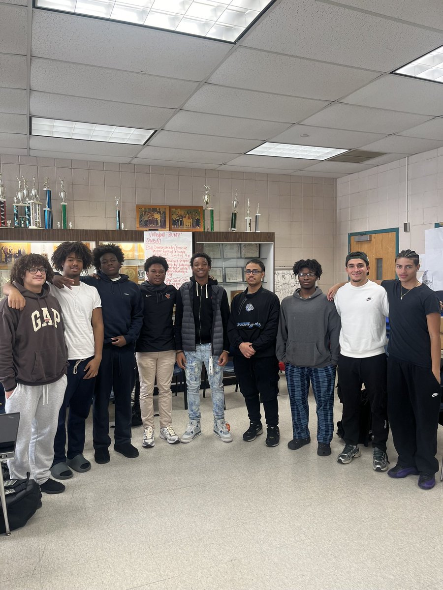 Coach Giardina (@coachg_lic) on Twitter photo Thank you <a href="/CoachLegagneur/">Christian Legagneur</a> from <a href="/Utica_Football/">Utica Football</a> for stopping by and talking to our 2025 prospects! Big things coming for Utica!!
L->R <a href="/CanelaJosh26120/">Joshua Canela</a> <a href="/andersonr594361/">AndersonRod54</a> <a href="/david_fbfl_mc7/">David McClain</a> <a href="/hatimbarry1/">hatimb_4</a> <a href="/yearwood_angel/">Angel Yearwood</a> <a href="/CarterDumas15/">Carter</a> <a href="/BillyFuiaxis14/">Billy Fuiaxis</a> <a href="/eli_8_m/">Elias Morales</a> Thank you <a href="/CoachLegagneur/">Christian Legagneur</a> from <a href="/Utica_Football/">Utica Football</a> for stopping by and talking to our 2025 prospects! Big things coming for Utica!!
L->R <a href="/CanelaJosh26120/">Joshua Canela</a> <a href="/andersonr594361/">AndersonRod54</a> <a href="/david_fbfl_mc7/">David McClain</a> <a href="/hatimbarry1/">hatimb_4</a> <a href="/yearwood_angel/">Angel Yearwood</a> <a href="/CarterDumas15/">Carter</a> <a href="/BillyFuiaxis14/">Billy Fuiaxis</a> <a href="/eli_8_m/">Elias Morales</a>