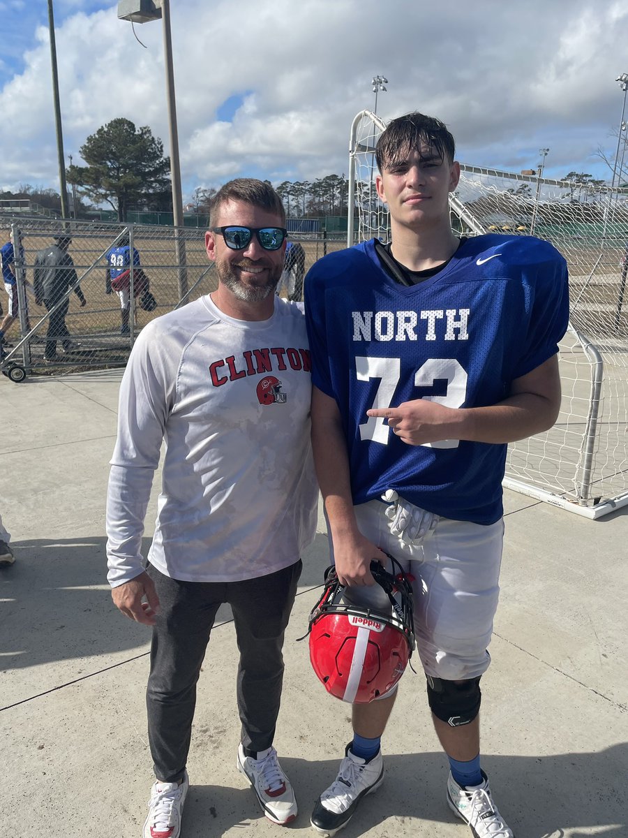 CoreyFountain6's tweet photo. Great day to watch my man @CalPitts1 compete at the N/S practice! #ForksUp https://t.co/TOnnYhdYrs