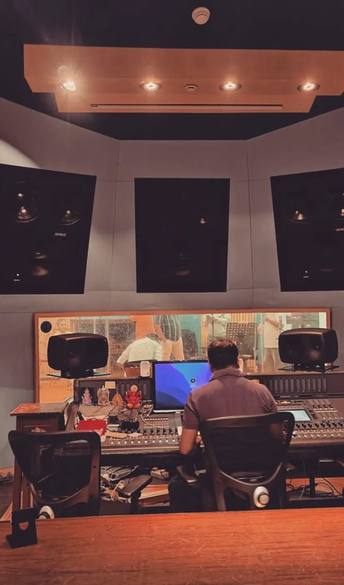 rajeshnair06's tweet photo. Recordings at #yrfstudios is always fun... https://t.co/qCI2LASTNP