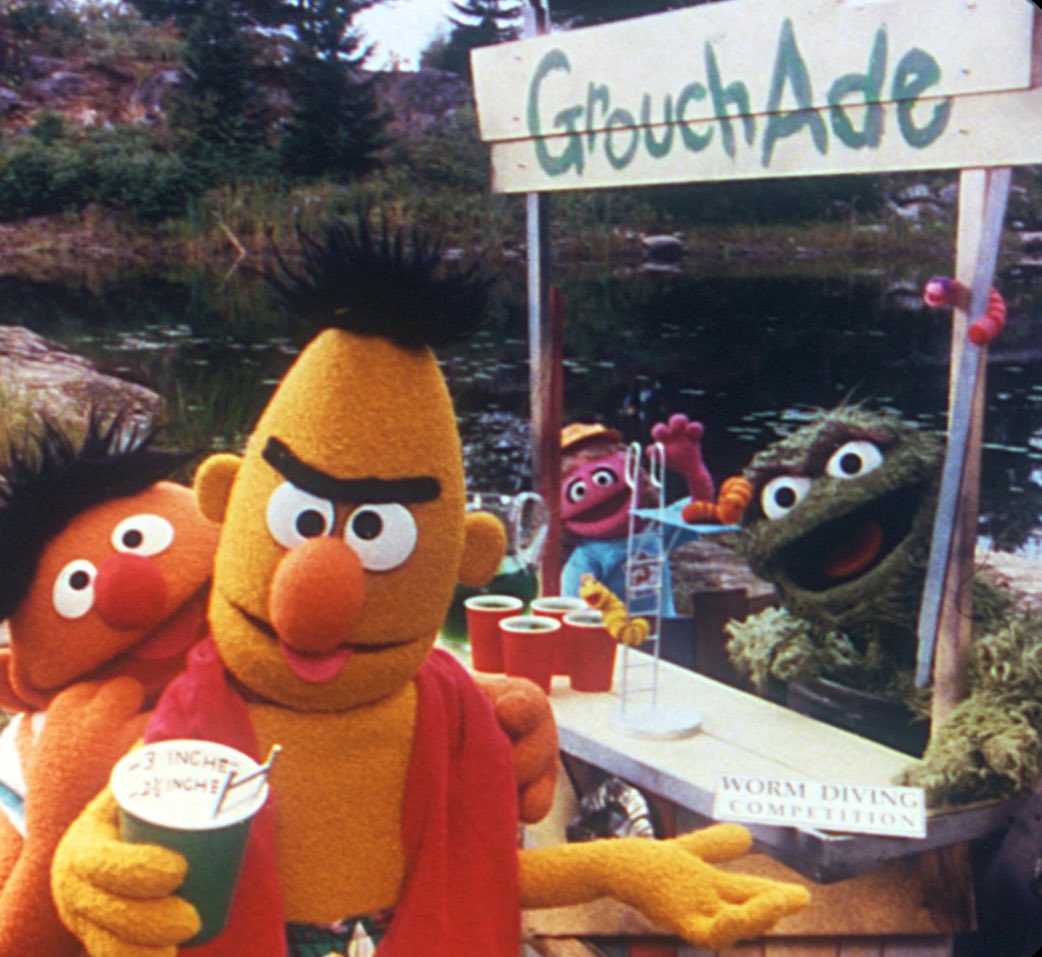 sesameposting's tweet photo. what the hell did he put in the GrouchAde https://t.co/nbWWByuh7M