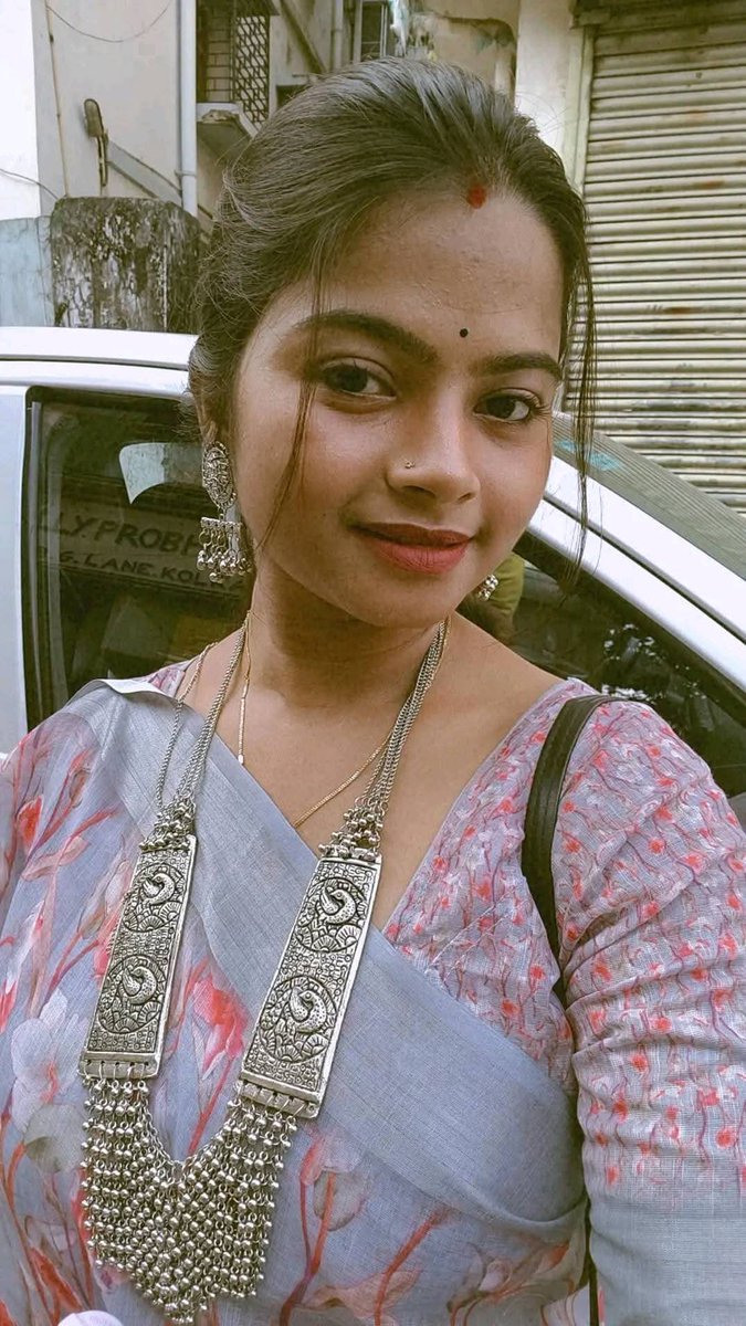actressf0's tweet photo. উফ💦
বৌদিকে পেলে কী করবে🥵? https://t.co/ARwbbh6a07
