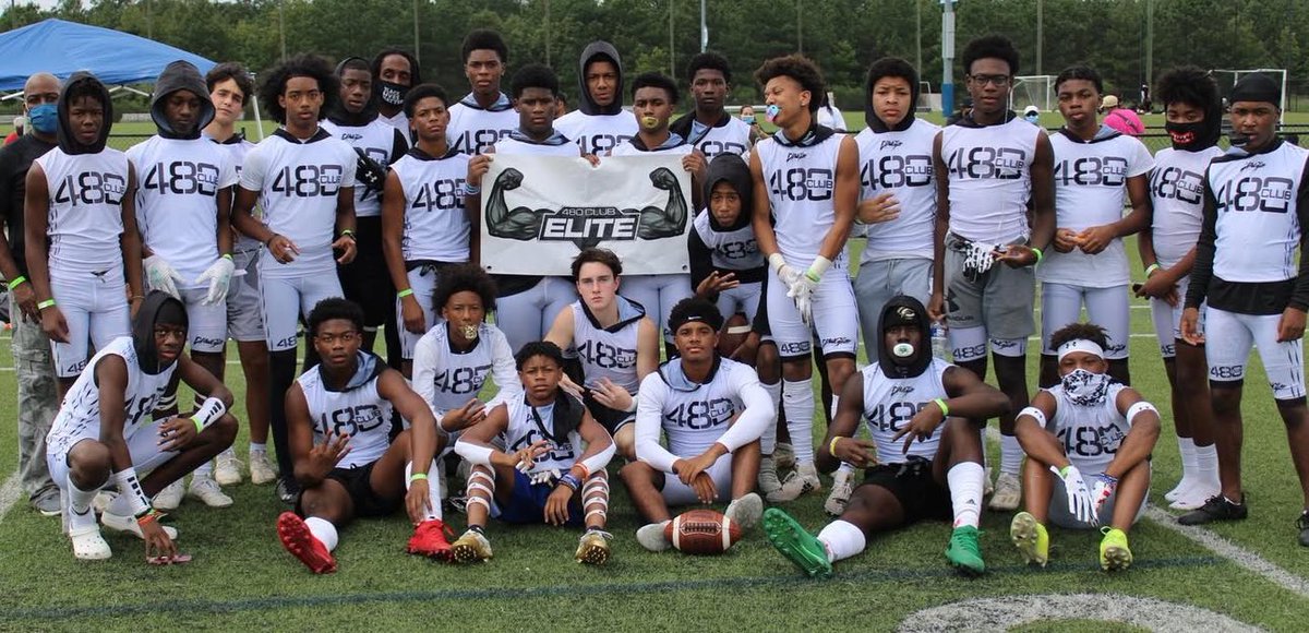 480Cares's tweet photo. Looking for a Db Coach for 7v7 
#480elite! Sunday practices, volunteer based, coaching up players from all over Moco. Tournaments in DMV and one out of state. 15u active, 18u in motion. @NomadAnderson #mocofb https://t.co/N2dw6cnrYv