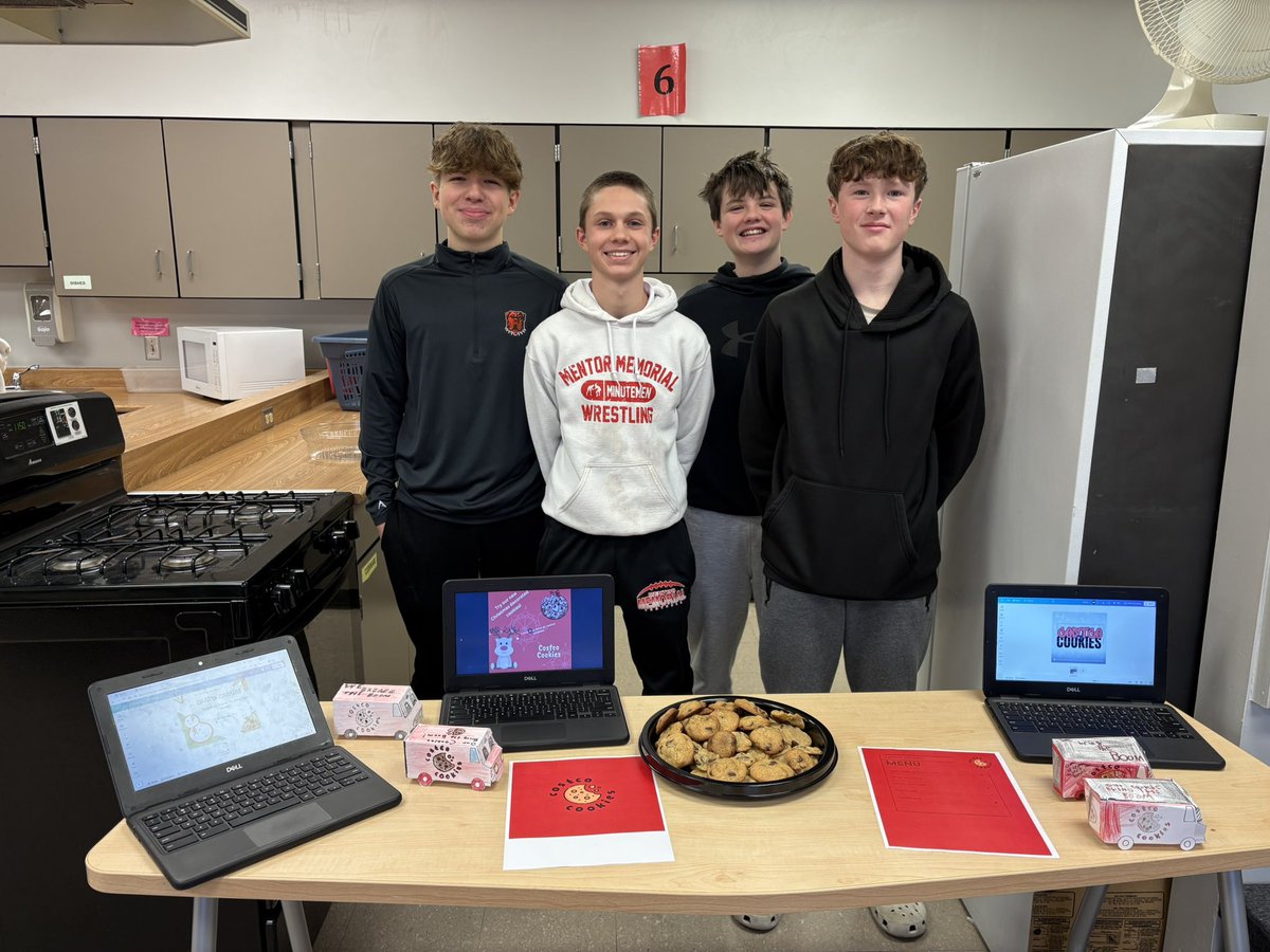 4th Period Food Truck Faceoff is ON! <a href="/MentorMemorial/">Ericka Blackburn</a>