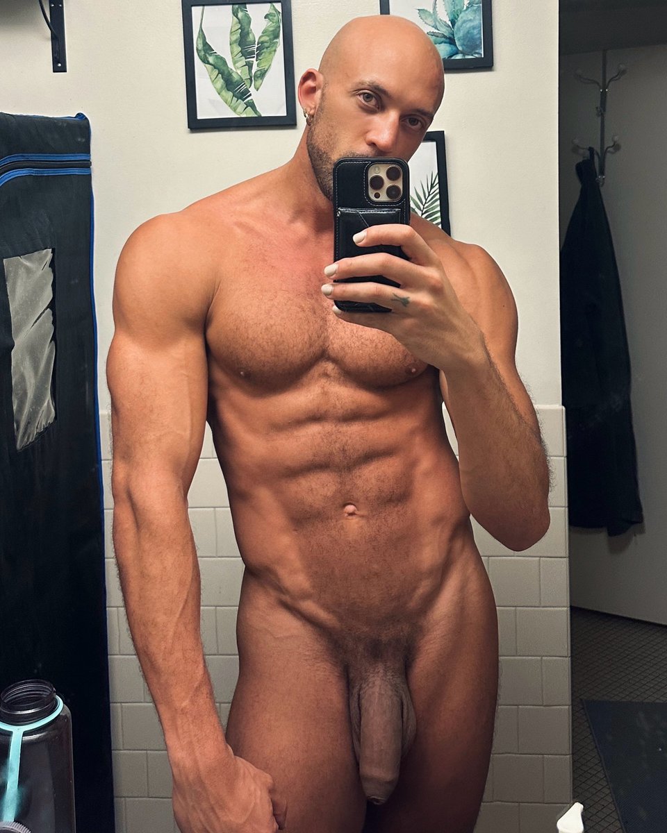 RT if I’m you’re type ✨💋