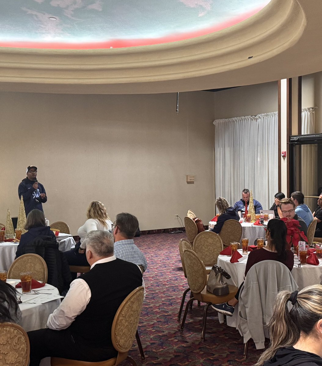 OCPresGDW's tweet photo. Members of the @OdessaCollege team are meeting off campus in order to examine some of our practices so that we can determine how we can be even more effective when working with and supporting our students. #ThePursuit https://t.co/SrCraQnkV1