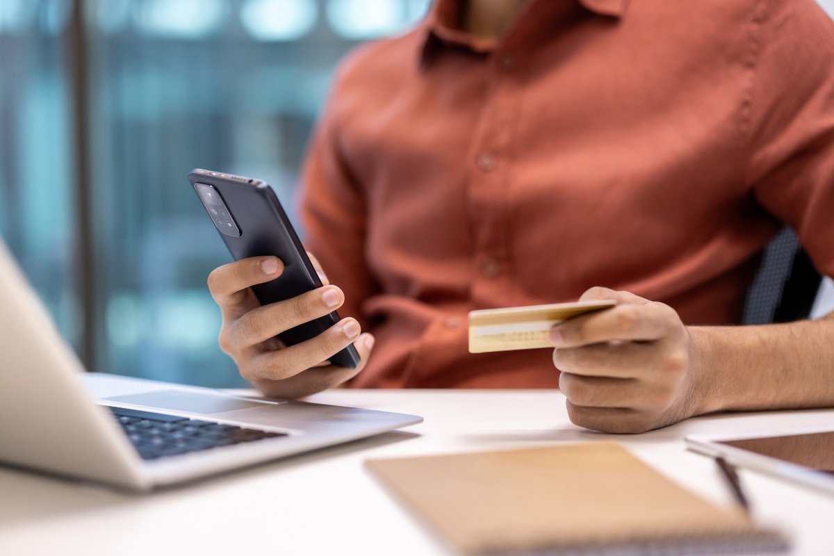 Belgium.be (@belgiumbe) on Twitter photo #dropshipping | 🛍️
Le <a href="/SPFEconomie/">SPF Economie</a> met en garde contre les dangers du dropshipping : ce n’est pas illégal mais certains magasins en ligne ont recours à des pratiques trompeuses.
📲 news.economie.fgov.be/193998-dropshi… #dropshipping | 🛍️
Le <a href="/SPFEconomie/">SPF Economie</a> met en garde contre les dangers du dropshipping : ce n’est pas illégal mais certains magasins en ligne ont recours à des pratiques trompeuses.
📲 news.economie.fgov.be/193998-dropshi…