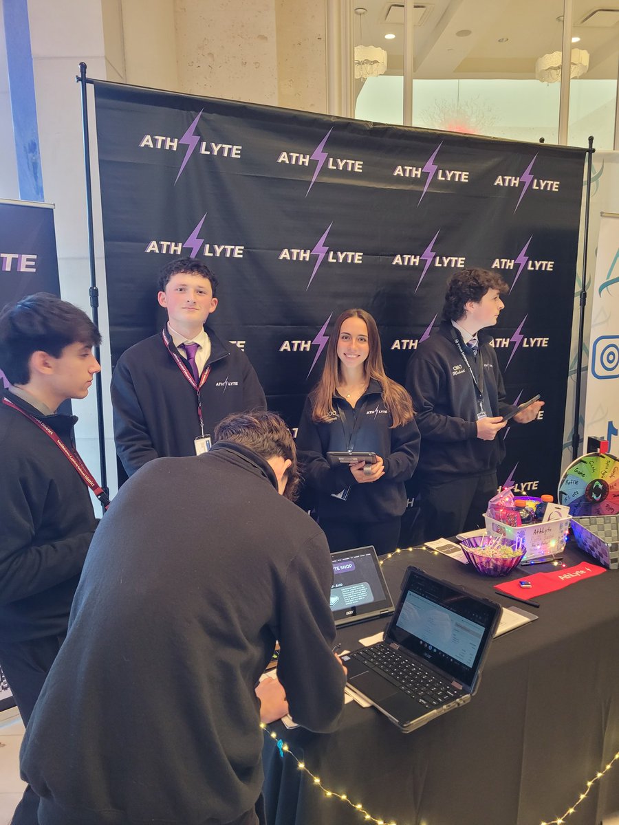 SHS School of Bus. tweet media