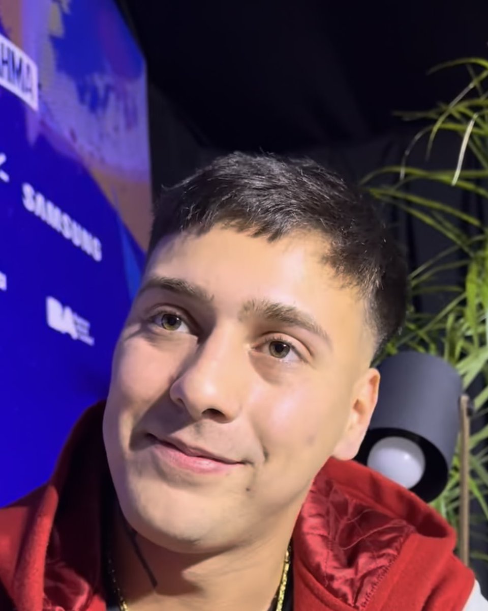 Mi cara cada ves que me regalan faso