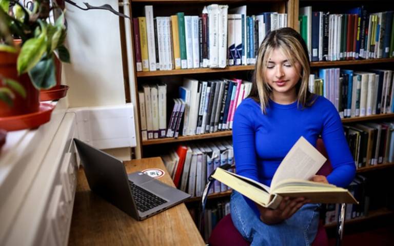 UCL_Energy's tweet image. Do you want to do a PhD at BSEER? The EPSRC Doctoral Training Partnership can fully fund your PhD for four years. Take a look at the 12 research topics we’ve proposed for PhD students to join us from 2025 ▶️ ucl.ac.uk/bartlett/envir… Apply by 28 January 2025