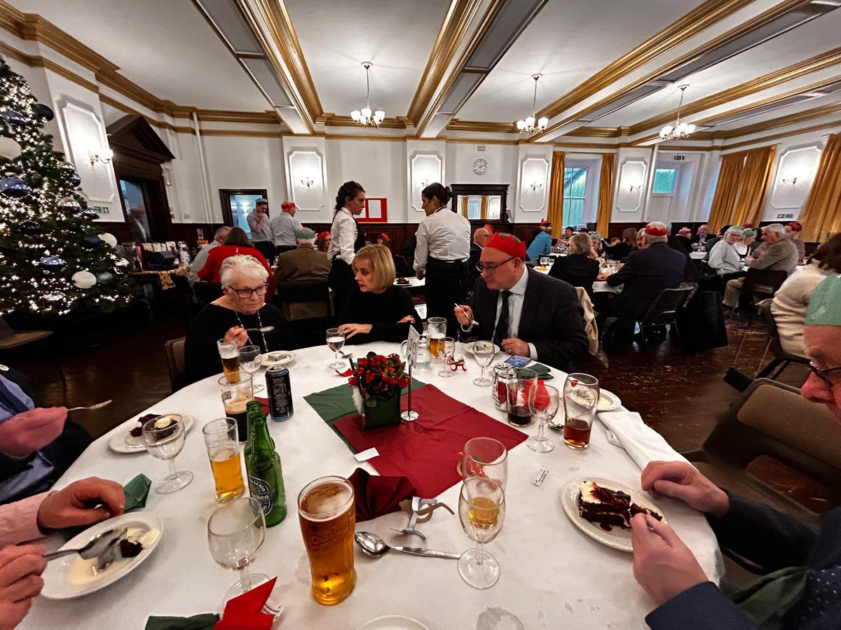 Area 7 Hosts Another Successful Fundraising Event for the Tercentenary.
southwalesmason.com/area-7-hosts-a…