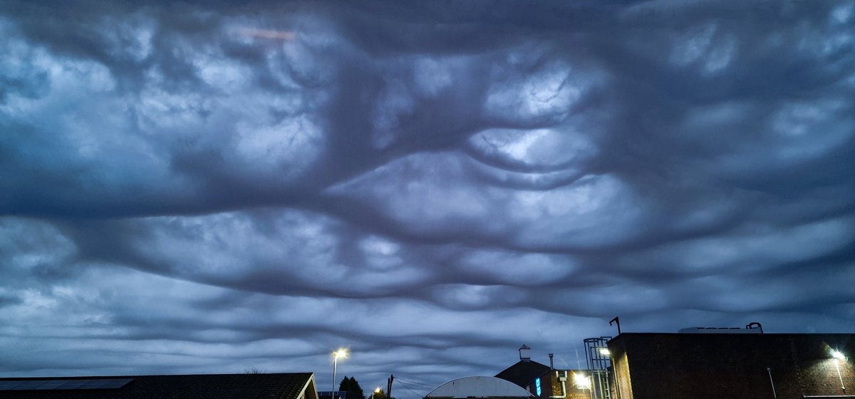 Does anyone know what these clouds are called? (Spotted over swansea yesterday)