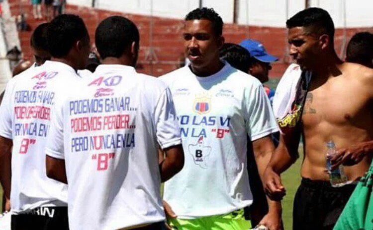 ikertv5's tweet photo. @ydalequitodale Karma is a bitch! NO APRENDEN Y NO APRENDERÁN @labelenenriquez #NOVANAVOLVER #EN2DAMORIRAN 🤣🤣🤣🤣🤣🪦🪦🪦⚰️⚰️⚰️ https://t.co/uT2WHrkir9