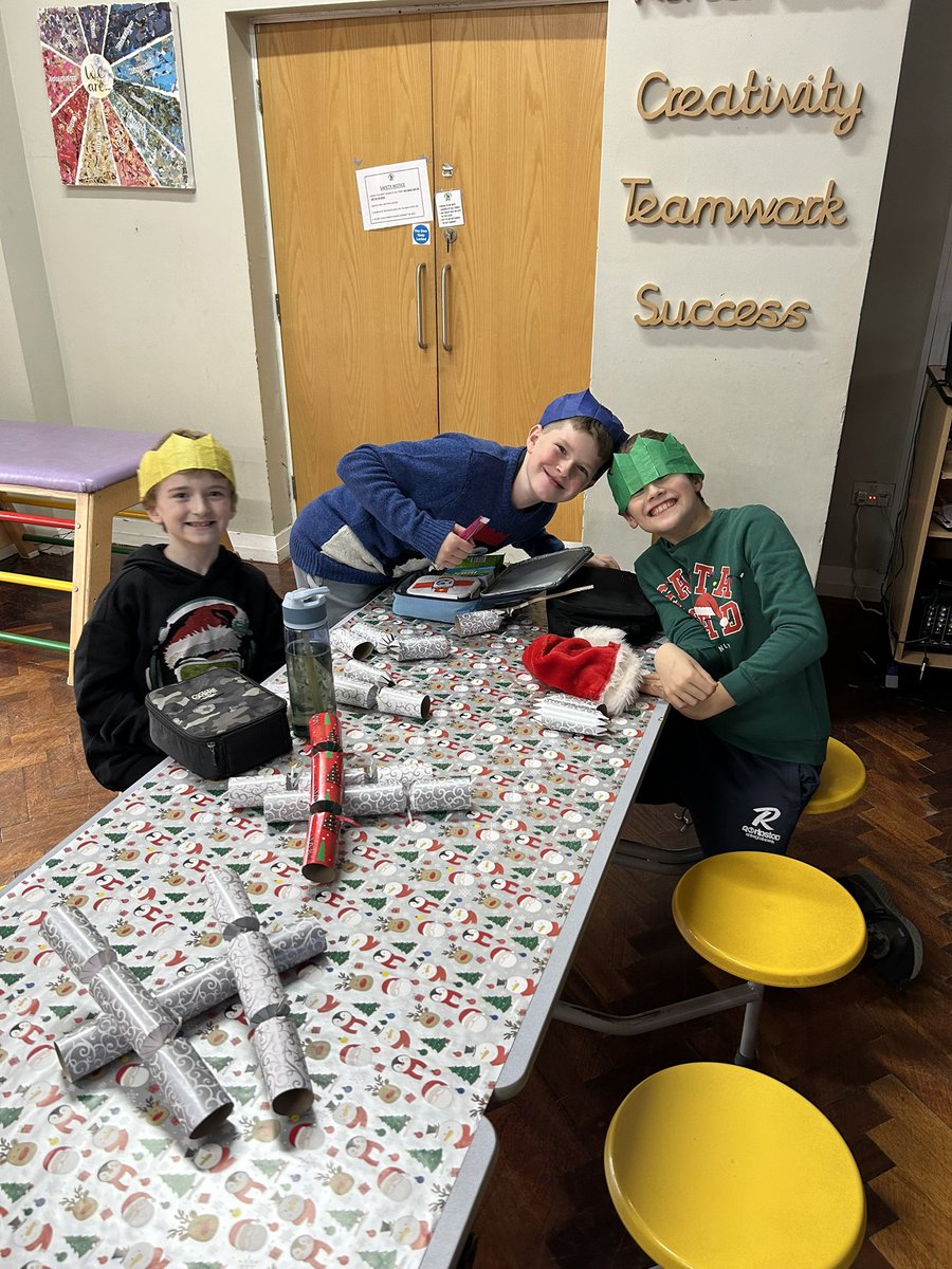 Lovely Christmas dinner today - thanks so much Jo! 🎅🏼 🎄 #BGExtra