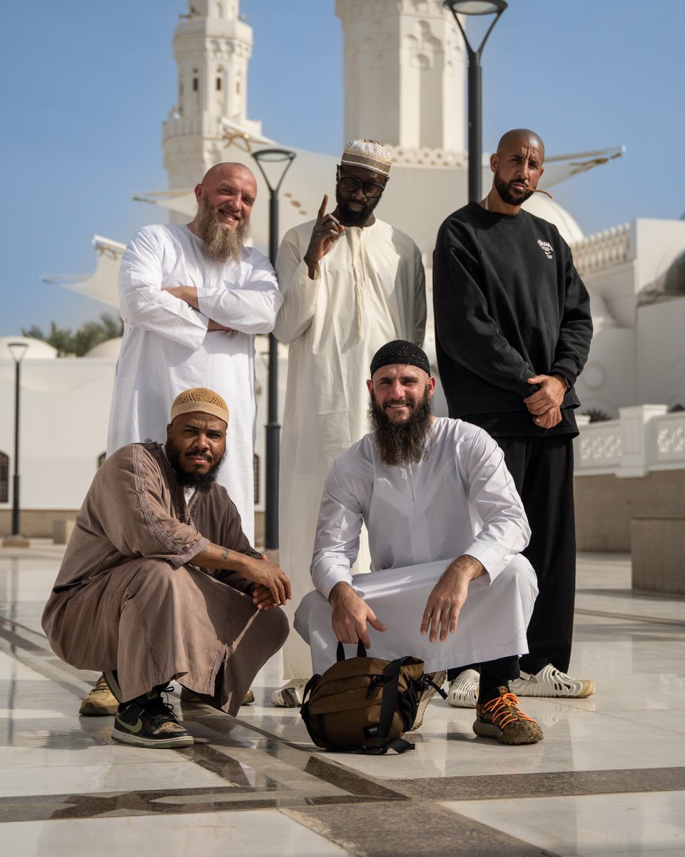 ☝️« Brothers fiLLLAH »
🕌Explication historique de Masjid Qiblatayne par notre guide Season travel