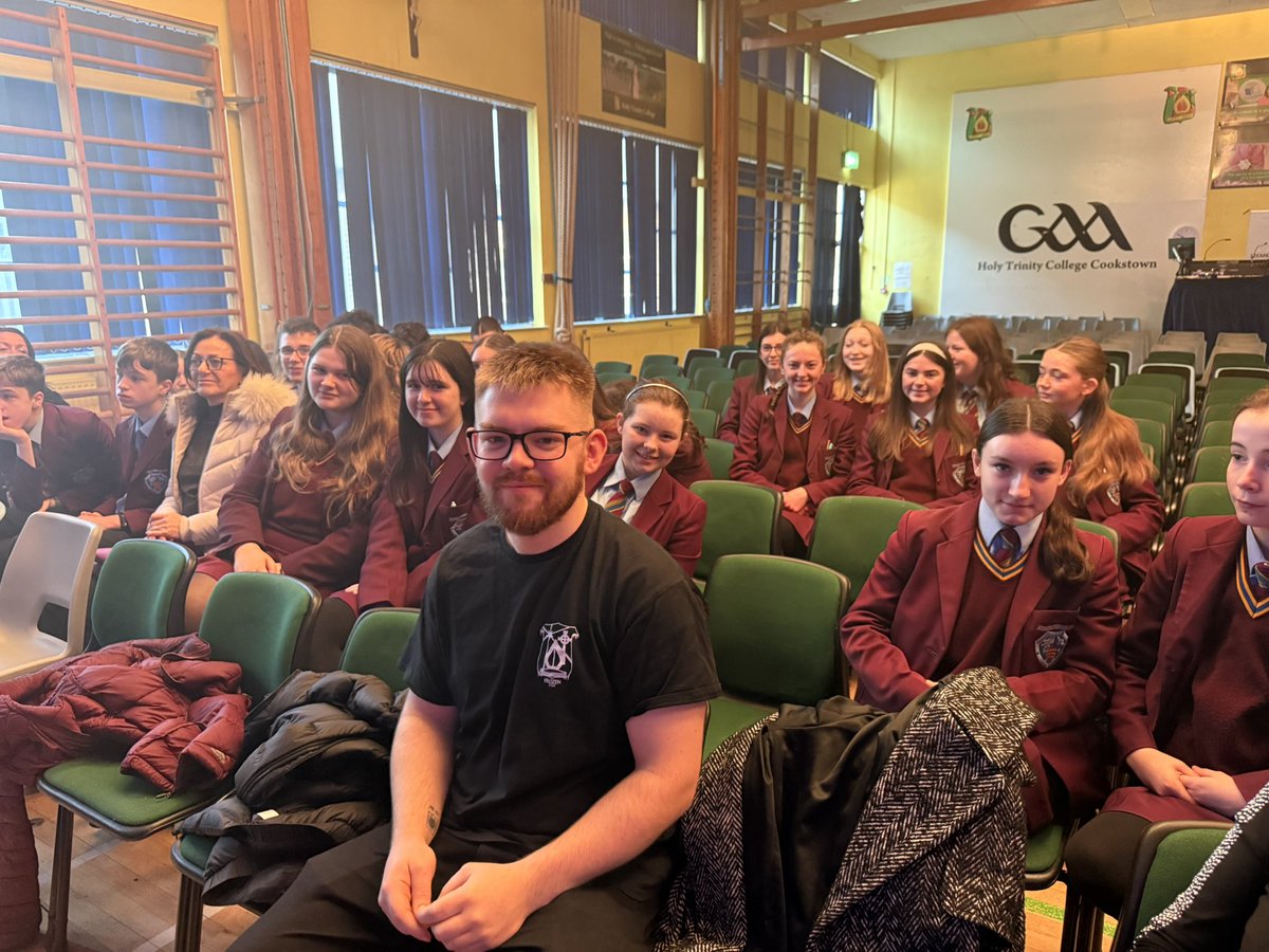 Today music and drama pupils travelled to Holy Trinity Cookstown to see Frozen. Congratulations to all involved, it was simply incredible. We proudly grabbed a photo with our past pupil Ciaran Convery who did an amazing job on the lighting of the show. Top class all round!