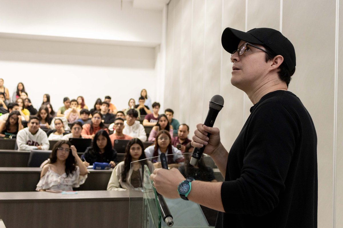 ✨ El miércoles 27 de noviembre, en la i3week, recibimos a Santiago Lasso, Gerente General de <a href="/peigo_ec/">PeiGo - Tu primera tarjeta 📲💳</a> , quien compartió los desafíos, estrategias y logros de la startup PeiGo.

Aquí algunas fotos del evento 🤩 
Si quieres saber más ingresa a: i3lab.org/noticias/2024/…