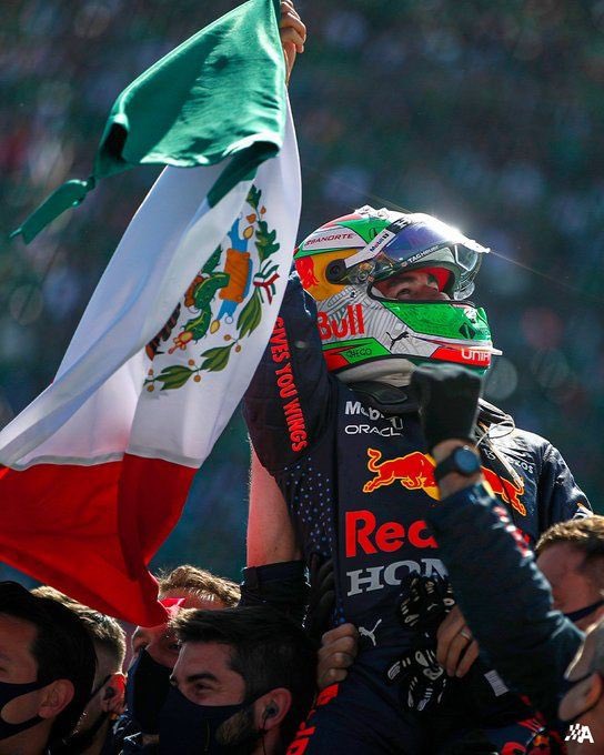 Asi te vamos a recordar en Redbull <a href="/SChecoPerez/">Sergio Pérez</a>