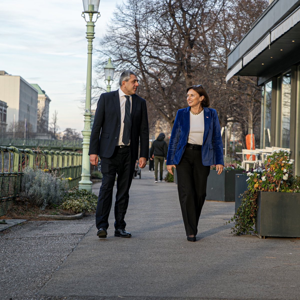 Productive exchange with 🇦🇹 State Secretary for Tourism, Susanne Kraus-Winkler. Austria’s leadership in advancing the Statistical Framework for Measuring Sustainability of Tourism as Co-Chair of the UN Tourism Committee on Statistics drives tourism's data-driven future worldwide.