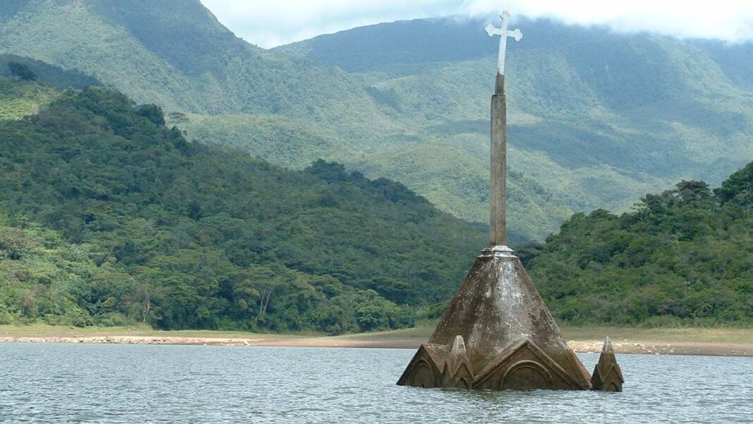 Hallan sin vida a niño desaparecido en el río Caparo elaragueno.com.ve/hallan-sin-vid    #Sucesos
