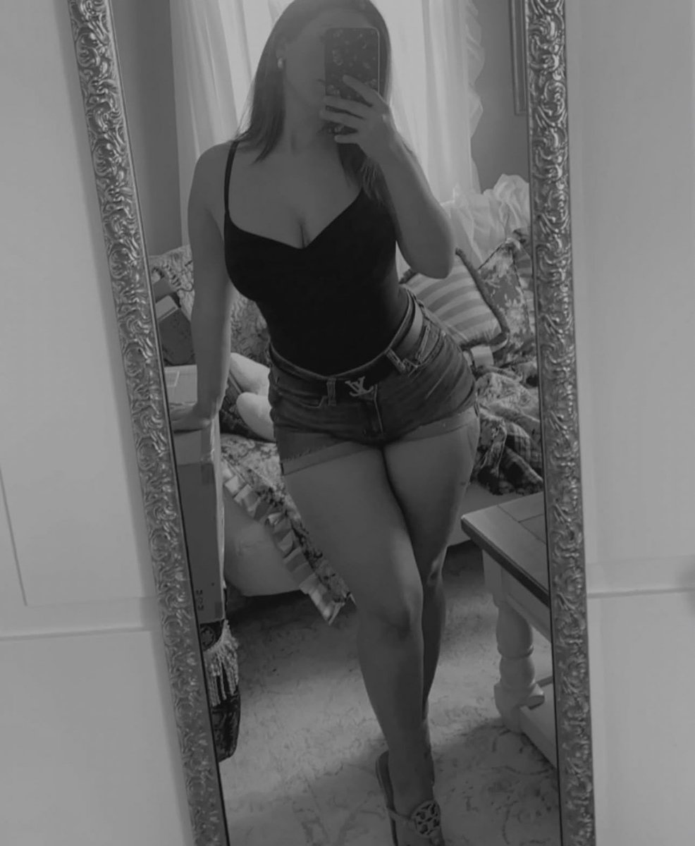 Lingluvsbwc's tweet photo. White men do it better #wmaf #bleached https://t.co/Z3yChD3CZn
