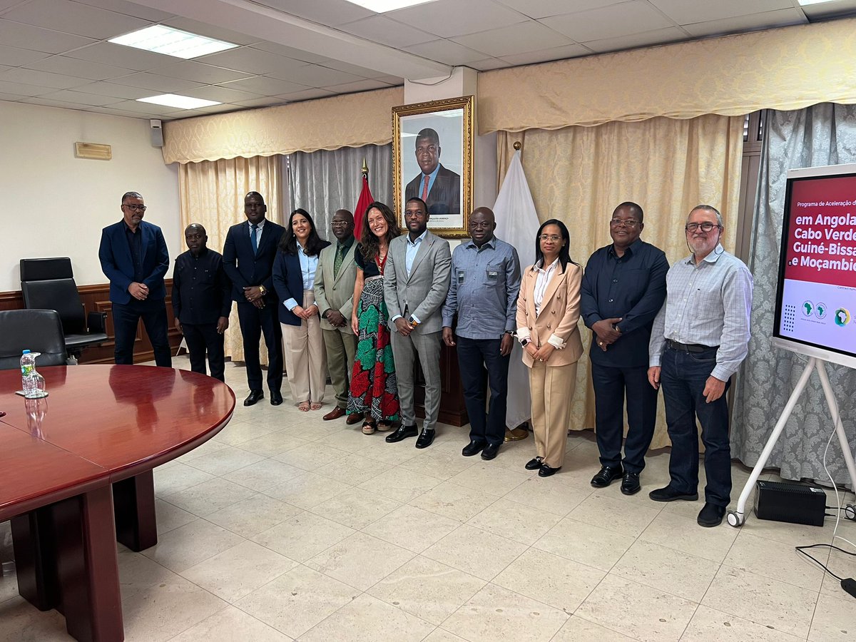 aler_energia's tweet photo. 🔙 @ALER_renovaveis was in Angola last week! 🇦🇴
⚡Rita Marouço, ALER's Project Manager, attended the first meeting of the #AMAP project Steering Committee and also took part in different working meetings with #IRSEA and #MINEA. https://t.co/orHchdqbXT