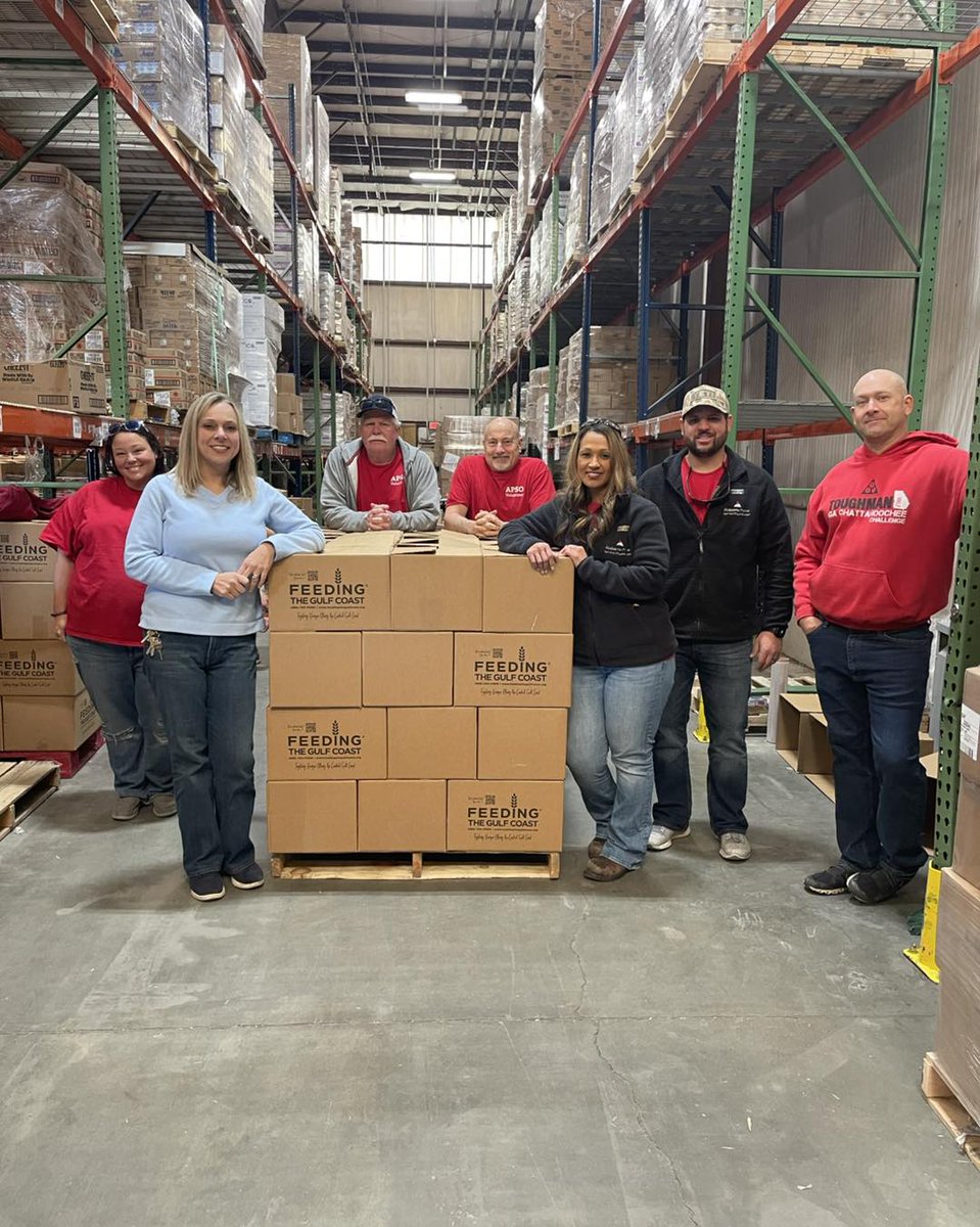 ALPowerFdn's tweet image. Another successful day of service at Feeding the Gulf Coast 🙌

APSO volunteers assembled backpacks full of nutritious food for children facing food insecurity, ensuring they have access to meals over the holiday break from school. 

#PowerofGood #ConnectingWithCommunity