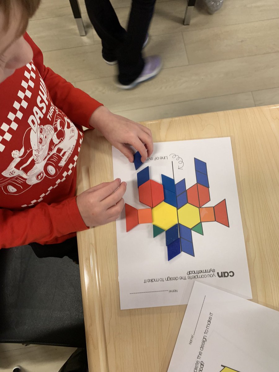 MrsLangdonHCDSB's tweet photo. Fun with shapes creating symmetrical pictures!  @StCeciliaHCDSB https://t.co/5UH5yJ5MHC