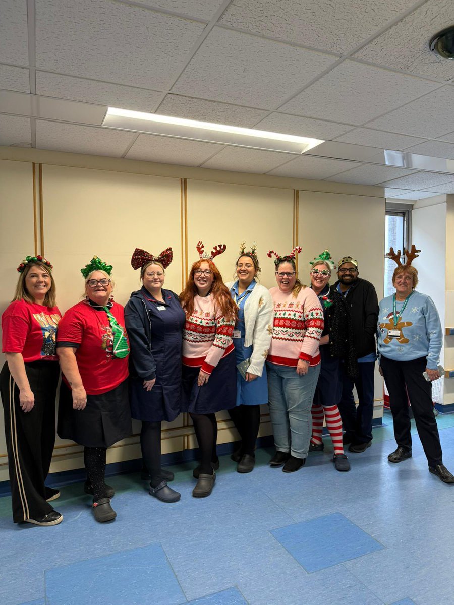 Sarah Harvey (@sisterharves) on Twitter photo Team Rheumy make me proud everyday, itโs been a year of ups and downs but today was magical. Loosing members but gaining new ones. Merry Christmas from team Rheumy ๐ <a href="/UHP_NHS/">University Hospitals Plymouth NHS Trust</a> <a href="/DerrifordNurses/">UHP Nursing ๐</a> <a href="/sue_timminsNHS/">Sue Timmins</a> <a href="/RheumUHPT/">Rheumatology Derriford Hospital</a> Team Rheumy make me proud everyday, itโs been a year of ups and downs but today was magical. Loosing members but gaining new ones. Merry Christmas from team Rheumy ๐ <a href="/UHP_NHS/">University Hospitals Plymouth NHS Trust</a> <a href="/DerrifordNurses/">UHP Nursing ๐</a> <a href="/sue_timminsNHS/">Sue Timmins</a> <a href="/RheumUHPT/">Rheumatology Derriford Hospital</a>